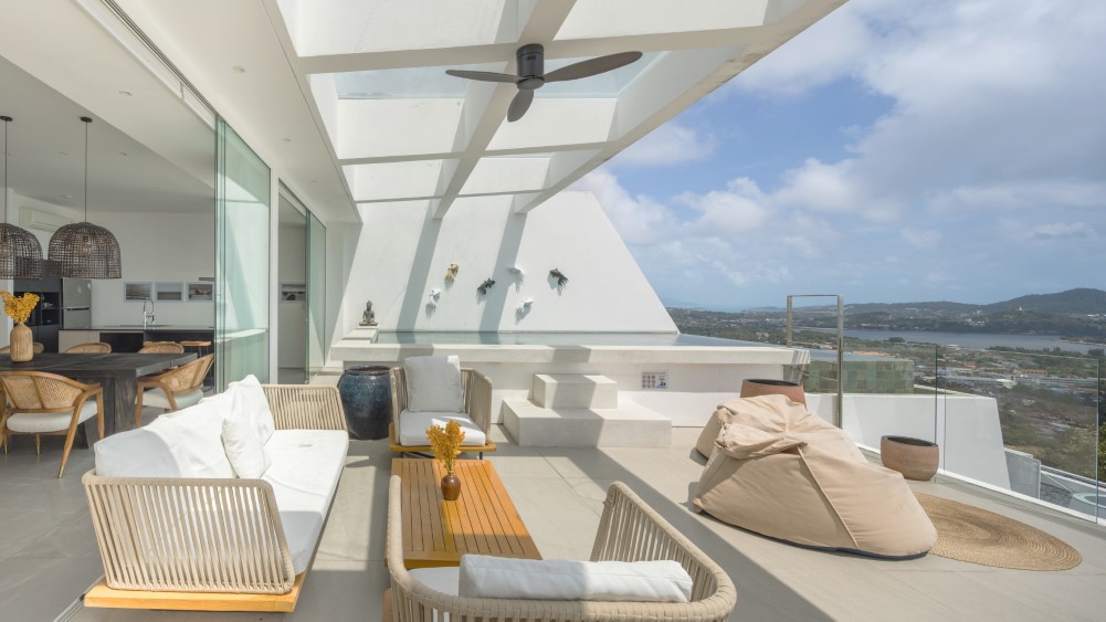 Golden Lotus - The Blossom Villa - Breezy terrace and pool